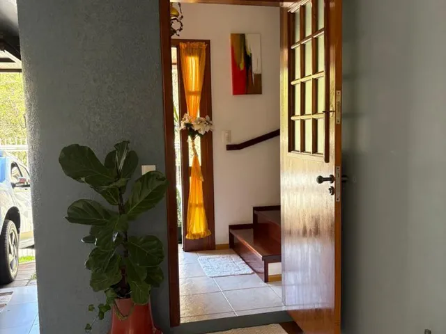 Imagem 6: Excelente casa geminada e Semimobiliada próximo a Hospital do Círculo Nsra Medianeira