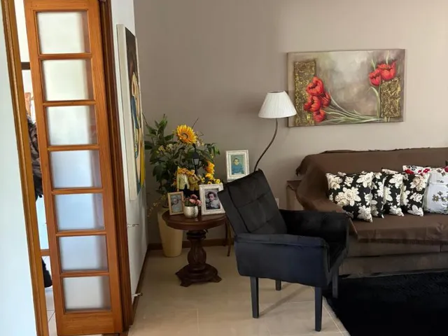 Imagem 11: Excelente casa geminada e Semimobiliada próximo a Hospital do Círculo Nsra Medianeira