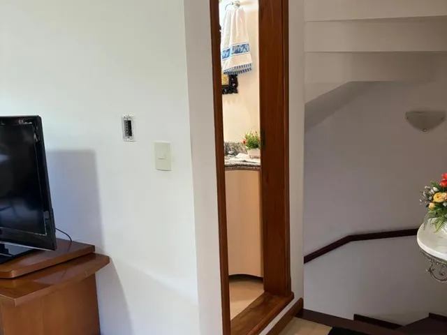 Imagem 15: Excelente casa geminada e Semimobiliada próximo a Hospital do Círculo Nsra Medianeira