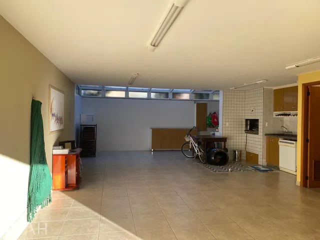 Imagem 8: Excelente Casa Geminada e Semimobiliada Próxima Ao Hospital do Círculo Nsra Medianeira, com 185 M2