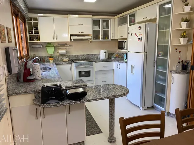 Imagem 15: Excelente Casa Geminada e Semimobiliada Próxima Ao Hospital do Círculo Nsra Medianeira, com 185 M2