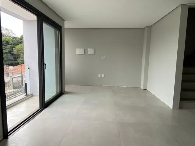 Imagem: Casa com 03 suítes e excelente pátio!!
