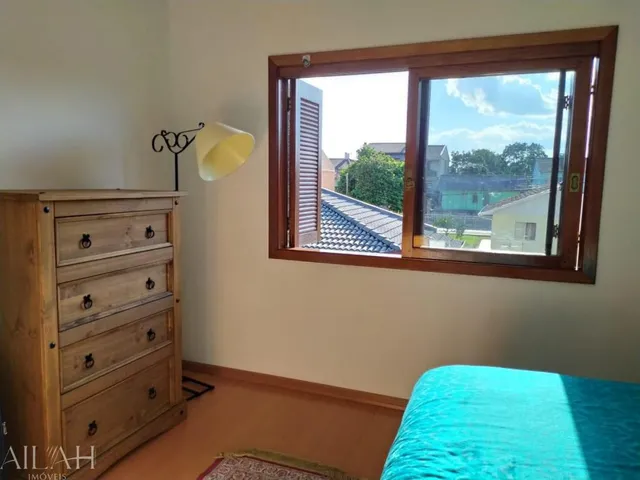 Imagem 11: Casa Semimobiliada com Churrasqueira e Piscina no Desvio Rizzo, Caxias do Sul/RS
