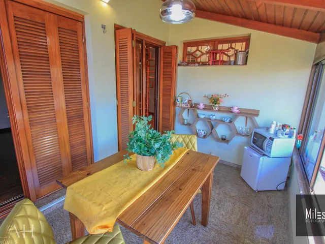 Imagem 6: Casa Semimobiliada com 02 suítes, sacadas e piscina!!