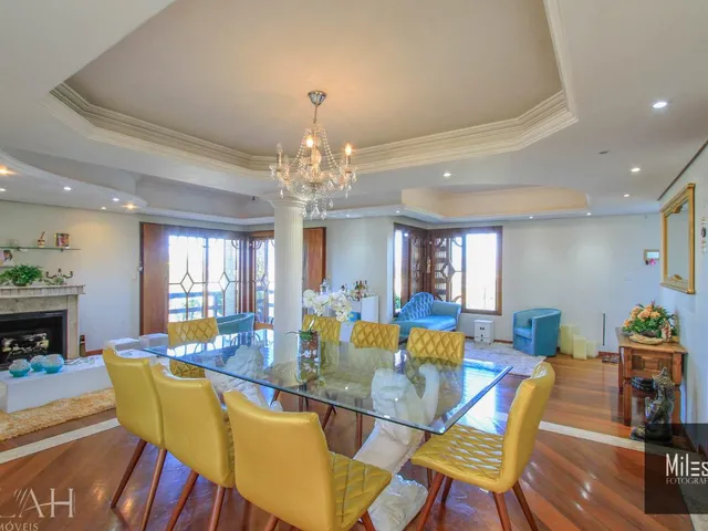 Imagem 7: Casa Semimobiliada com 02 suítes, sacadas e piscina!!
