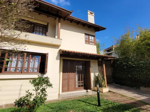 Imagem: Casa de Dois Andares e com Piscina no Madureira