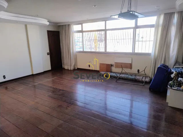 Imagem: Amplo apartamento (160m²) com 3qt, suíte