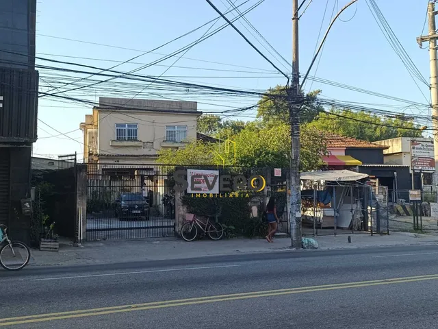Imagem: O terreno possui 3.100m² de Área e está localizado em
