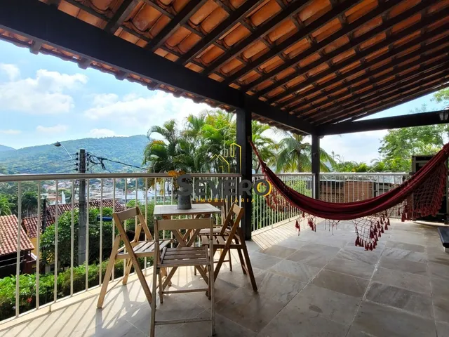 Imagem 10: Casa com 4 Quartos à Venda, 270 m² por R$ 1.300.000 - Piratininga - Niterói/RJ