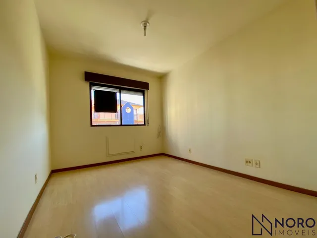 Imagem 13: Apartamento frente 3 dormitórios com suíte e box Centro Santa Maria