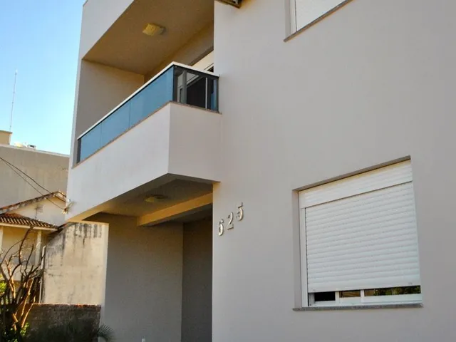 Imagem 7: Casa de 3 Dormitórios sendo 2 Suítes, vaga para 2 carros com pátio