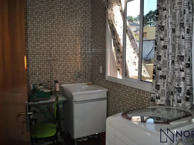 Imagem 10: Casa de 3 Dormitórios sendo 2 Suítes, vaga para 2 carros com pátio