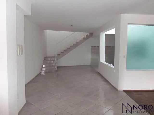 Imagem 3: Casa na rua Ernesto Becker com 142m² privativos