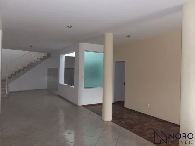 Imagem 15: Casa na rua Ernesto Becker com 142m² privativos