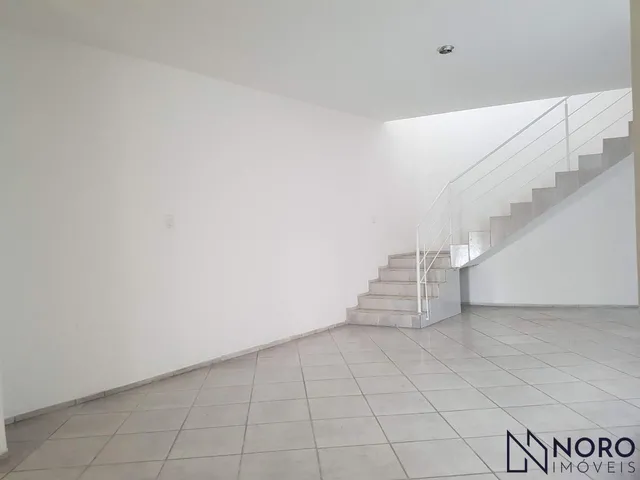 Imagem 10: Casa na rua Ernesto Becker com 142m² privativos