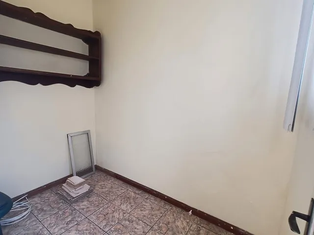 Imagem 8: Amplo Apartamento de 2 Dormitórios com Sacada no Centro de Santa Maria