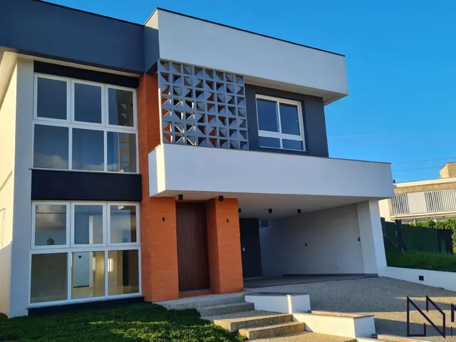 Imagem: Casa de 220M² no Condomínio Fechado
