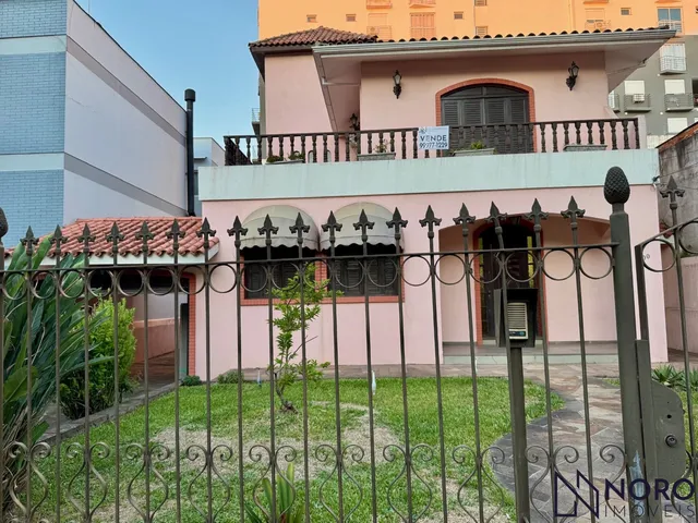 Imagem 11: CASA ESPAÇOSA NO CENTRO – 320 m² PRIVATIVOS!