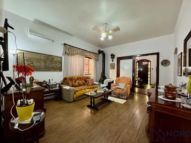 Imagem 13: CASA ESPAÇOSA NO CENTRO – 320 m² PRIVATIVOS!