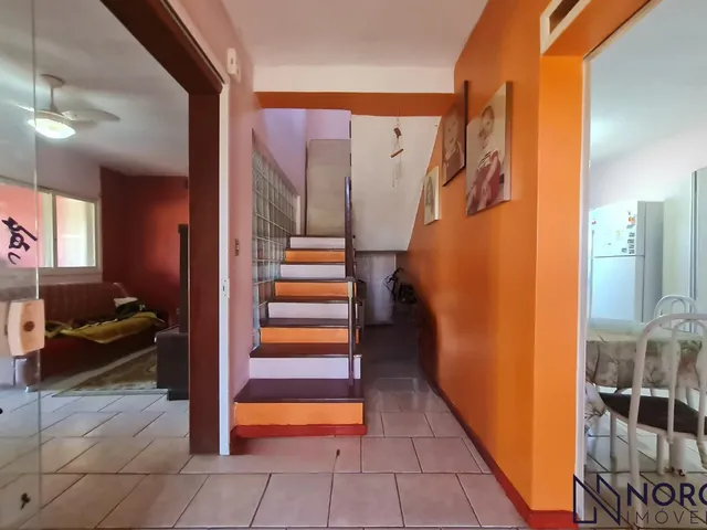Imagem 11: Casa Duplex de Esquina com 2 Dormitórios, 2 Banheiros, Sala de Estar Estar e Jan