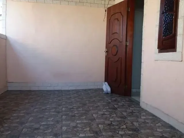 Imagem: Aluga-Se Casa na Rua do Top Shopping. Interessados