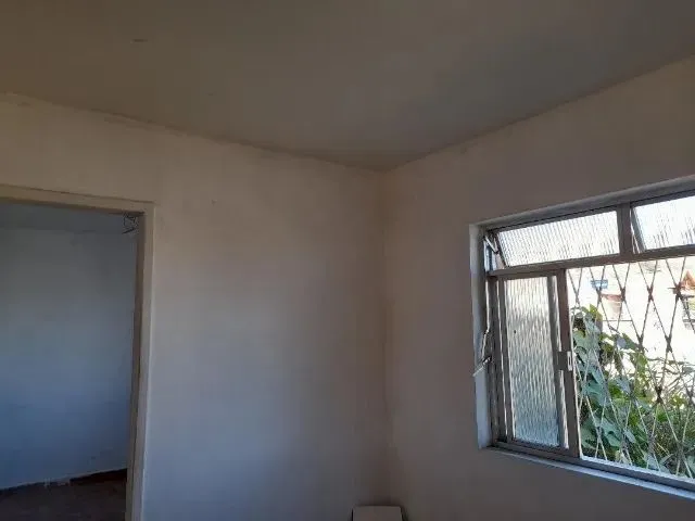 Imagem 4: Casa com 3 Quartos e Garagem no Monte Castelo