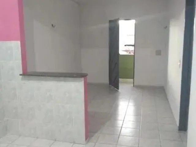 Imagem 8: Casa para Alugar, 3 Quartos 750