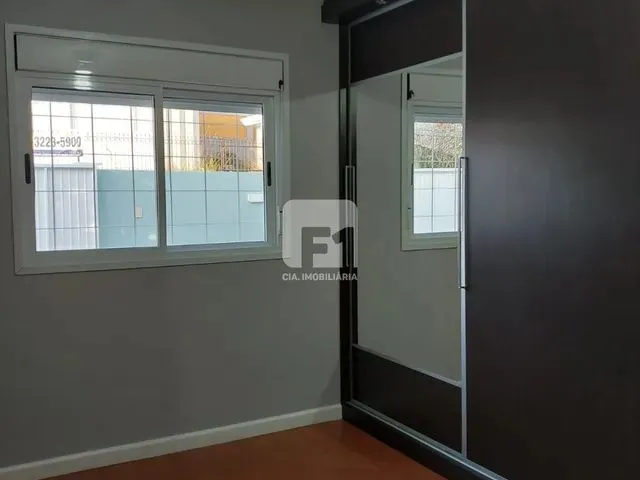 Imagem 5: Casa de 4 Dormitórios na Agronômica