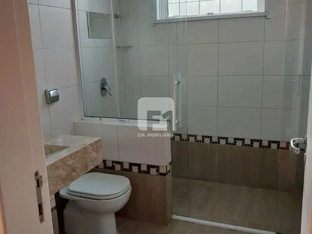 Imagem 3: Casa de 4 Dormitórios na Agronômica