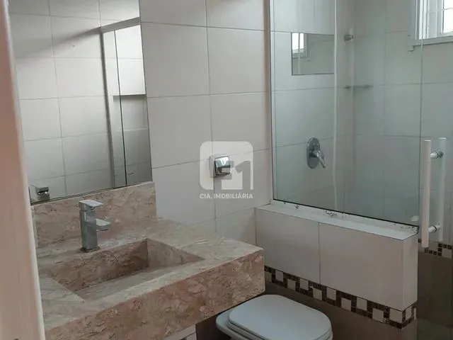 Imagem 6: Casa de 4 Dormitórios na Agronômica
