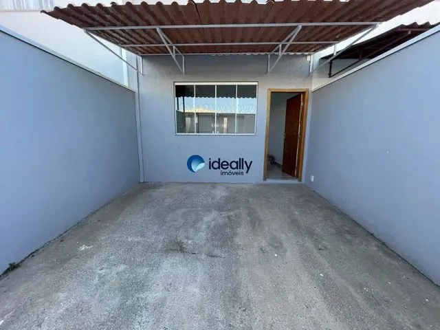 Imagem 1: Excelente Casa Geminada no Bairro Xangri-Lá com Mais de 70 M² de Área, Totalmente