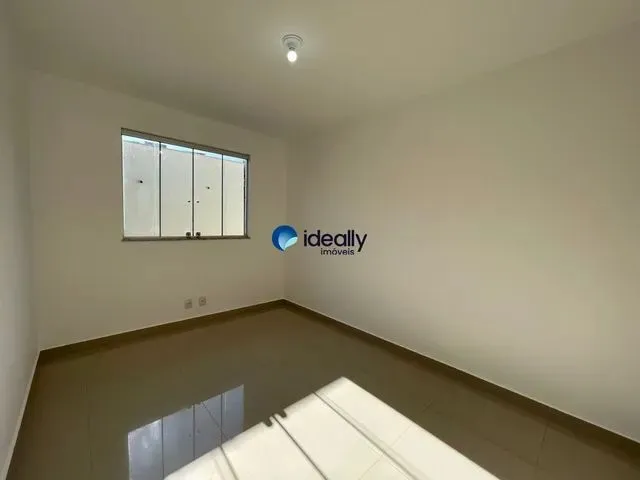 Imagem 11: Excelente Casa Geminada no Bairro Xangri-Lá com Mais de 70 M² de Área, Totalmente