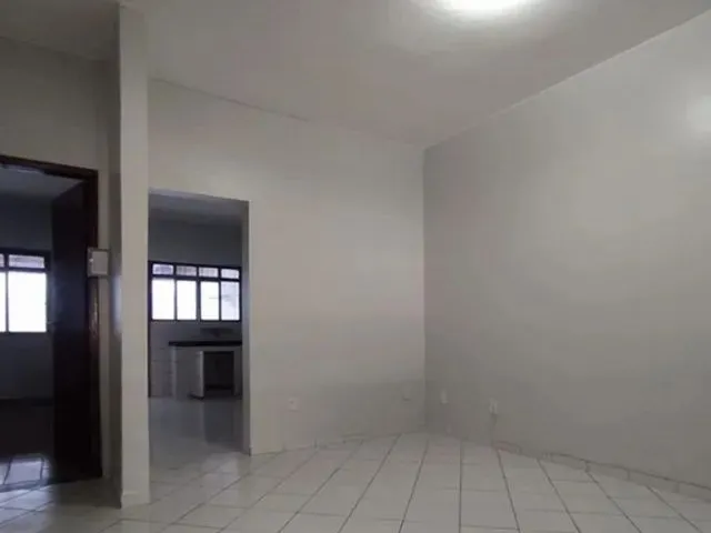 Imagem 1: Aluga-Se Casa Sozinha no Lote