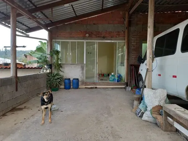Imagem: A kitnet possui 2 Dormitórios, 1 Banheiro, 1 Vaga na