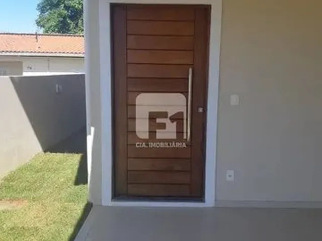 Imagem 4: Casa de 3 Dormitórios no Bairro Carianos