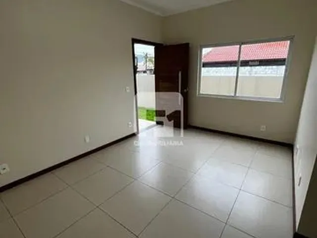 Imagem 16: Casa de 3 Dormitórios no Bairro Carianos