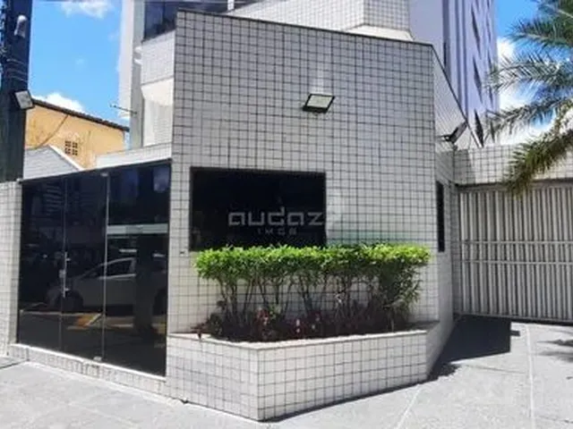 Imagem: Apartamento À Venda em Petrópolis