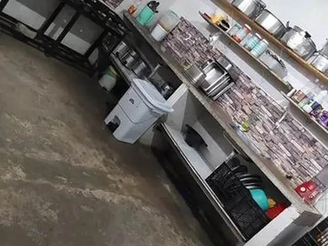 Imagem 1: Restaurante Galpão / depósito com venda por R$250.000