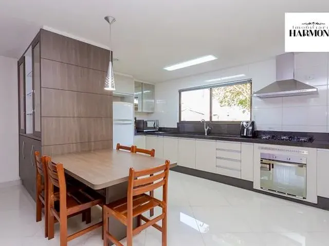 Imagem: Casa com 2 Quartos (1 Suíte), 211 M² Averbados