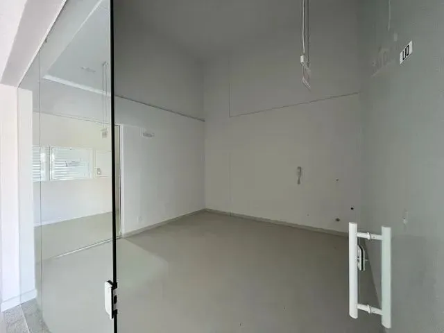 Imagem 9: Sala Comercial Galpão / depósito com venda por R$380.000