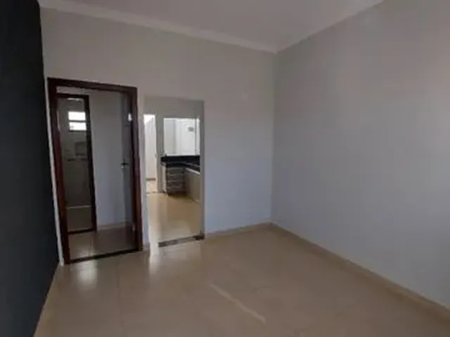 Imagem 2: Casa com 2 Dormitórios À Venda