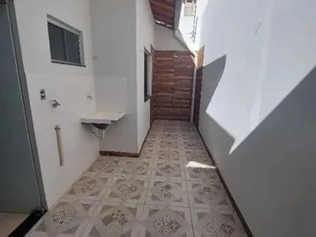 Imagem 13: Casa com 2 Dormitórios À Venda