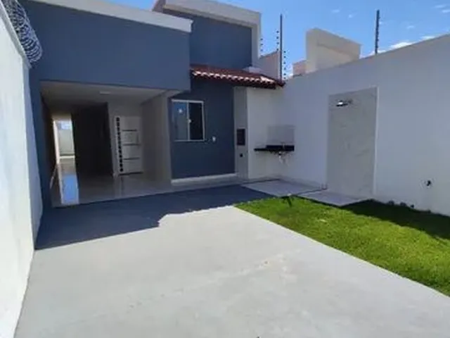 Imagem: A casa possui 3 Dormitórios, 1 Suíte, 2 Banheiros, 2