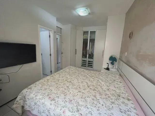 Imagem 7: Casa para Venda Possui 100 Metros Quadrados com 3 Quartos em Marco - Belém - Pa
