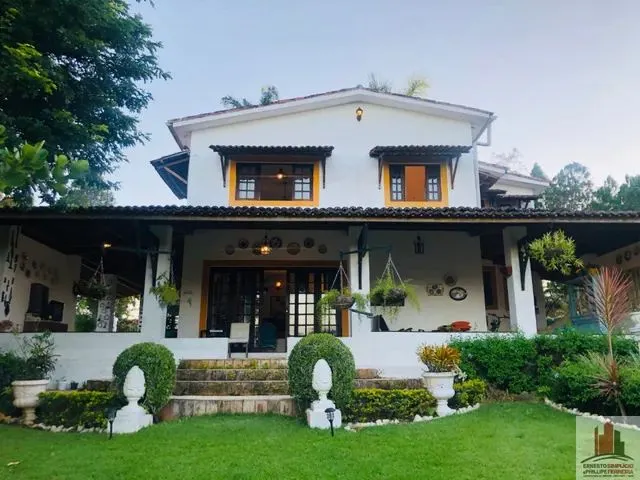 Imagem: Casa em Aldeia 4 Quartos 2 Suítes com 450M²