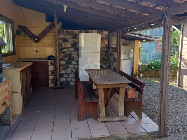 Imagem 2: Casa Praia do Rosa à Venda