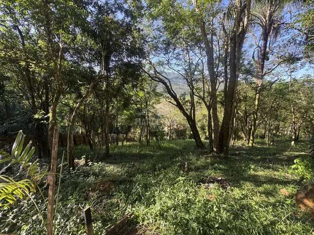 Imagem: O terreno possui 355m² de Área e está localizado em