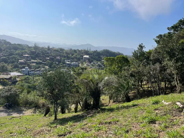 Imagem: Terreno à venda na Praia do Rosa