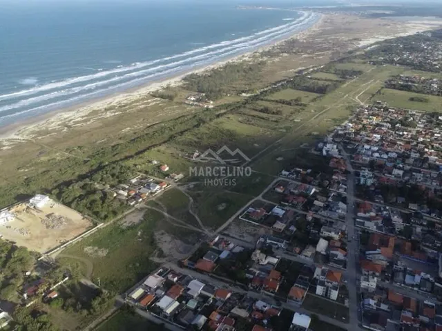Imagem: Terrenos disponíveis a 300m do mar