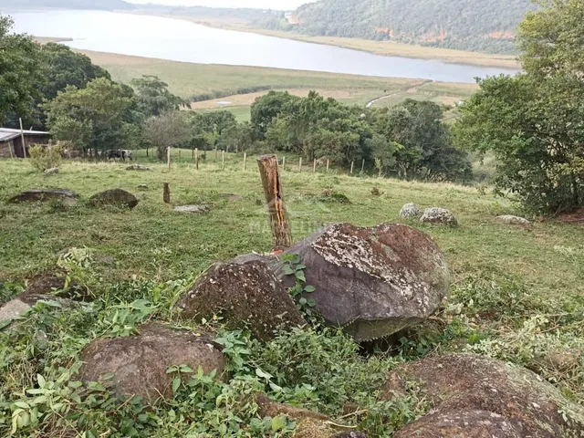 Imagem: Terreno à venda no bairro Macacu - Garopaba/SC